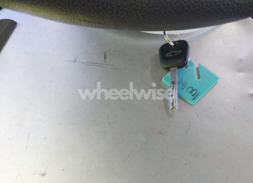 Photo 11 of 2017 Chevrolet Silverado 1500 WT (VIN 1GCRCNEH8HZ360988)