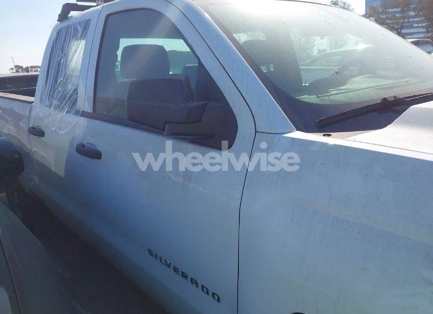 Photo 13 of 2017 Chevrolet Silverado 1500 WT (VIN 1GCRCNEH8HZ360988)