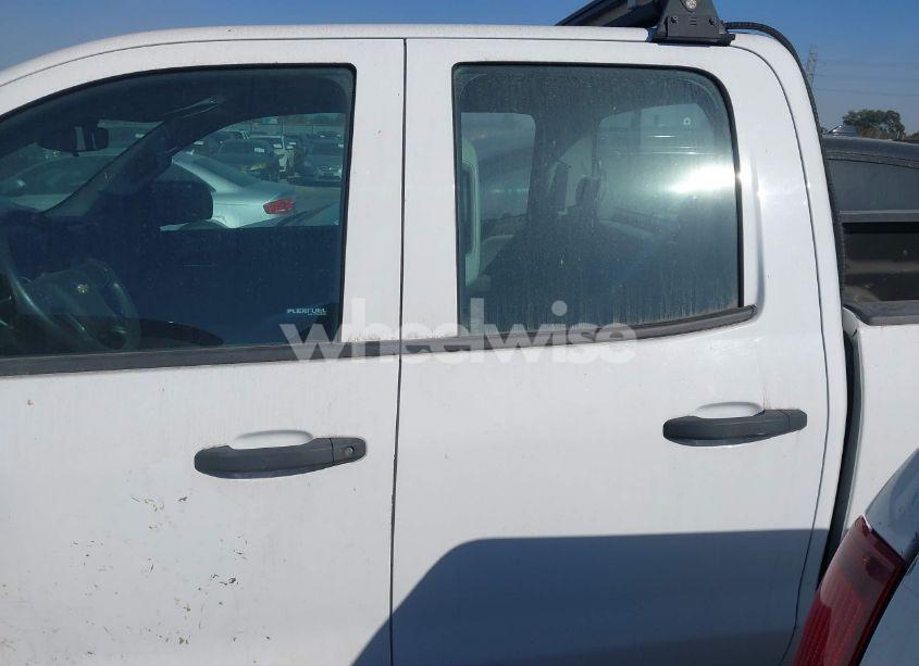 Photo 14 of 2017 Chevrolet Silverado 1500 WT (VIN 1GCRCNEH8HZ360988)