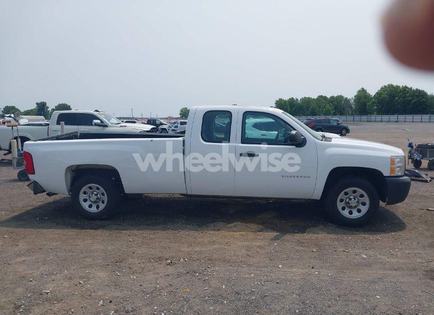 Photo 13 of 2013 Chevrolet Silverado 1500 WORK TRUCK (VIN 1GCRCPE07DZ279741)