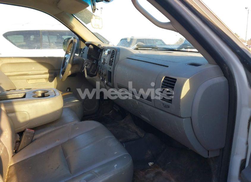 Photo 5 of 2011 Chevrolet Silverado 1500 WORK TRUCK (VIN 1GCRCPEA1BZ262407)