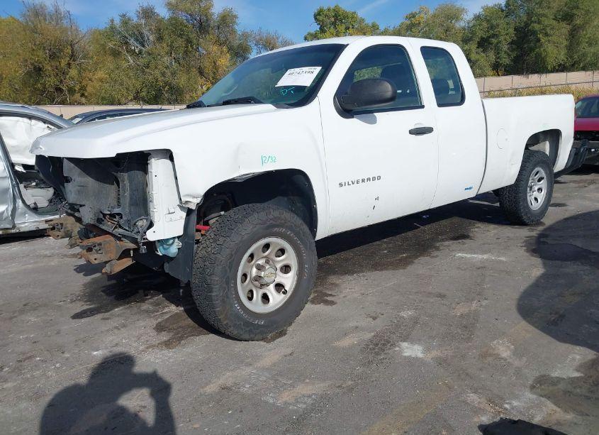 Photo 2 of 2013 Chevrolet Silverado 1500 WORK TRUCK (VIN 1GCRCPEA2DZ126726)