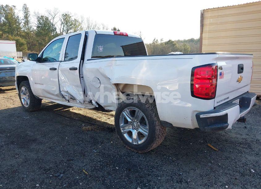 Photo 3 of 2018 Chevrolet Silverado 1500 CUSTOM (VIN 1GCRCPEC0JZ358528)
