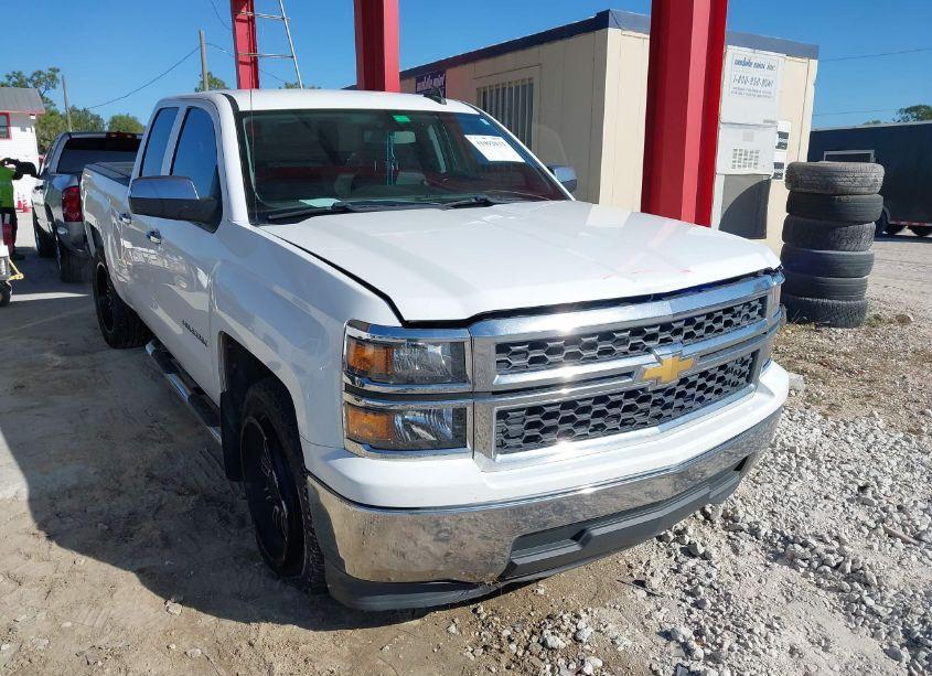 2015 Chevrolet Silverado 1500 LS (VIN 1GCRCPEC1FZ390444) main photo