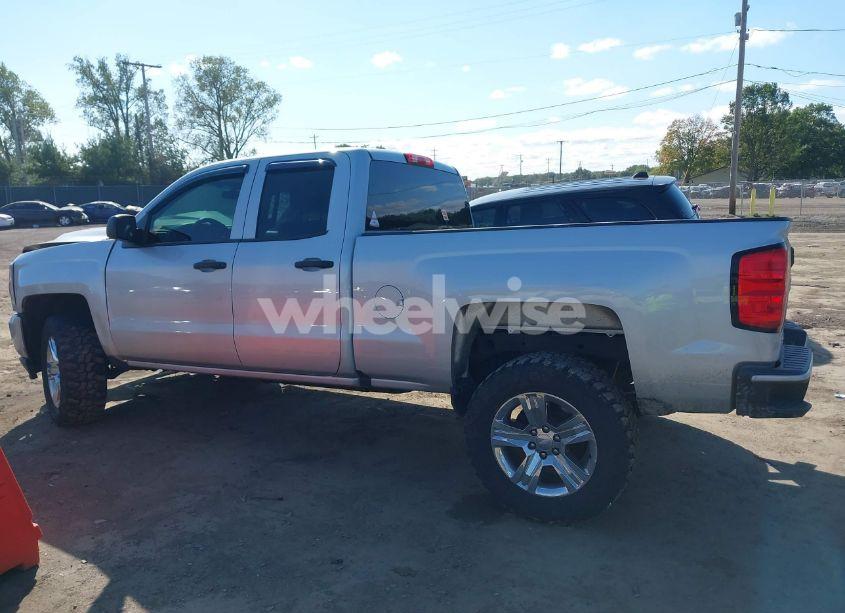 Photo 15 of 2017 Chevrolet Silverado 1500 CUSTOM (VIN 1GCRCPEC1HZ383724)