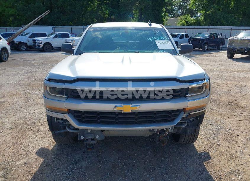 Photo 6 of 2017 Chevrolet Silverado 1500 CUSTOM (VIN 1GCRCPEC4HZ391705)