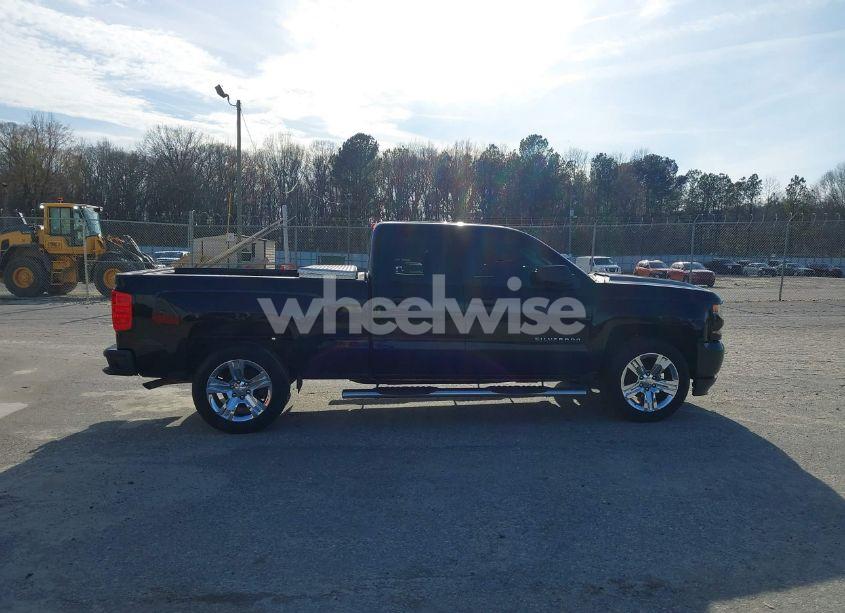 Photo 13 of 2016 Chevrolet Silverado 1500 CUSTOM (VIN 1GCRCPEC8GZ375747)