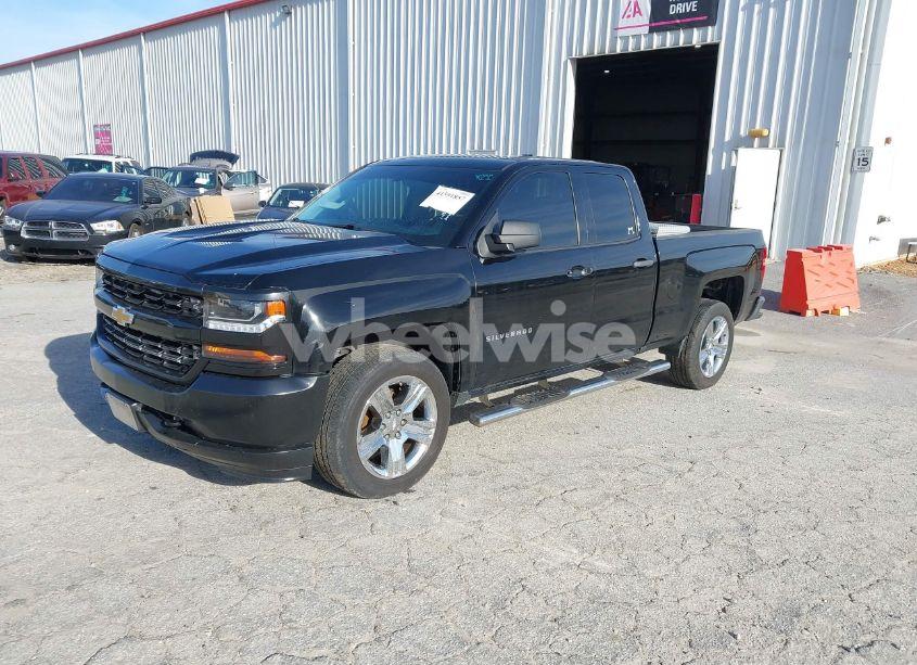Photo 2 of 2016 Chevrolet Silverado 1500 CUSTOM (VIN 1GCRCPEC8GZ375747)