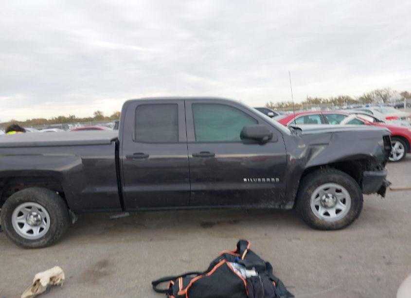 Photo 13 of 2015 Chevrolet Silverado 1500 WT (VIN 1GCRCPEC9FZ168380)