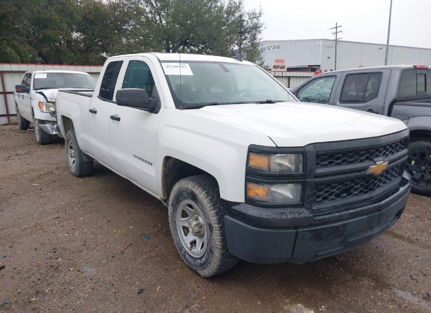 2015 Chevrolet Silverado 1500 WT (VIN 1GCRCPEC9FZ235348) main photo