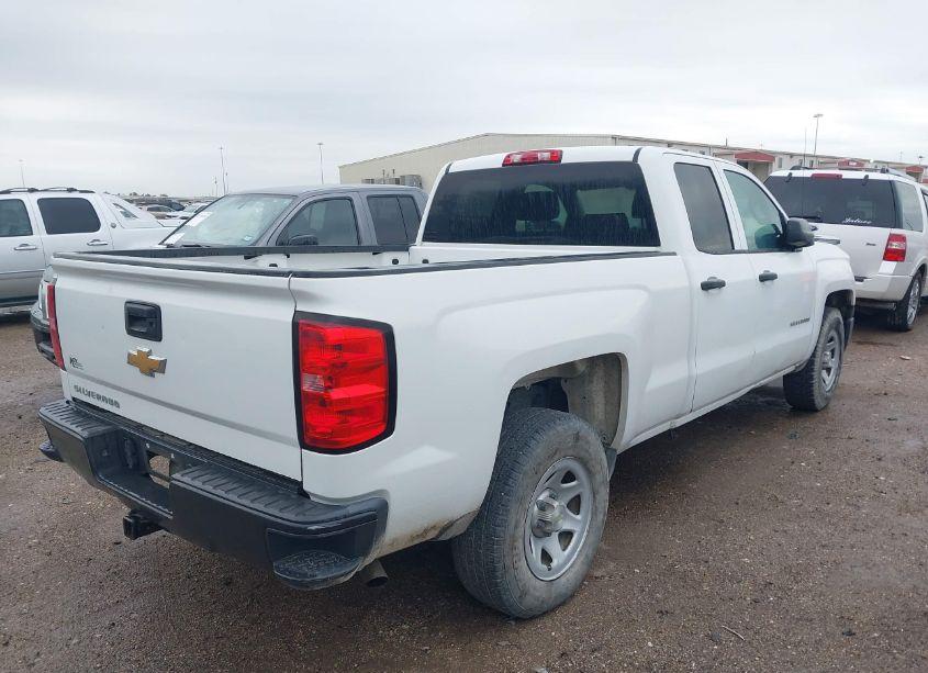 Photo 4 of 2015 Chevrolet Silverado 1500 WT (VIN 1GCRCPEC9FZ235348)