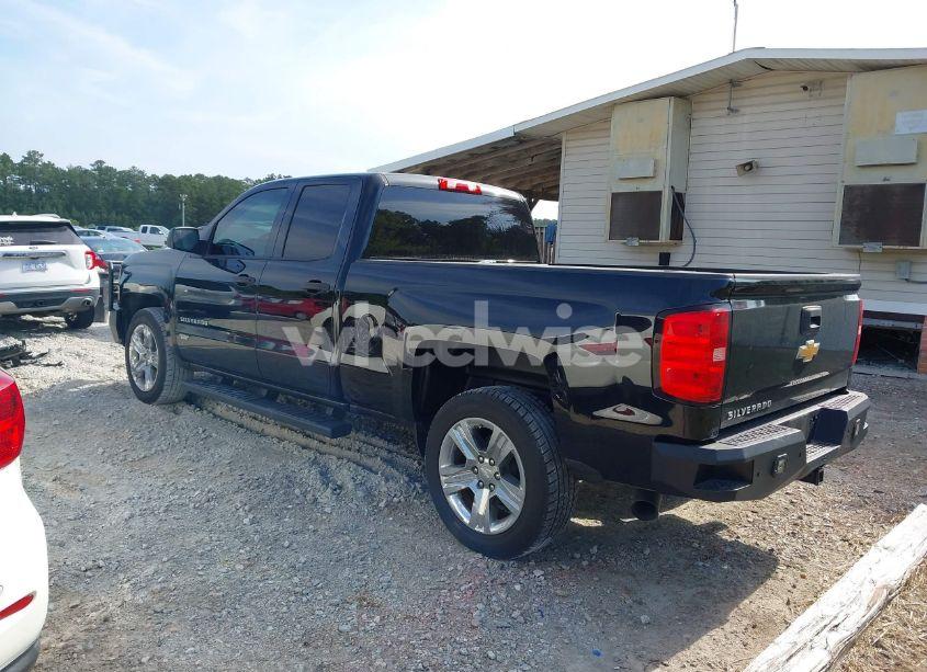 Photo 3 of 2017 Chevrolet Silverado 1500 CUSTOM (VIN 1GCRCPECXHZ301425)