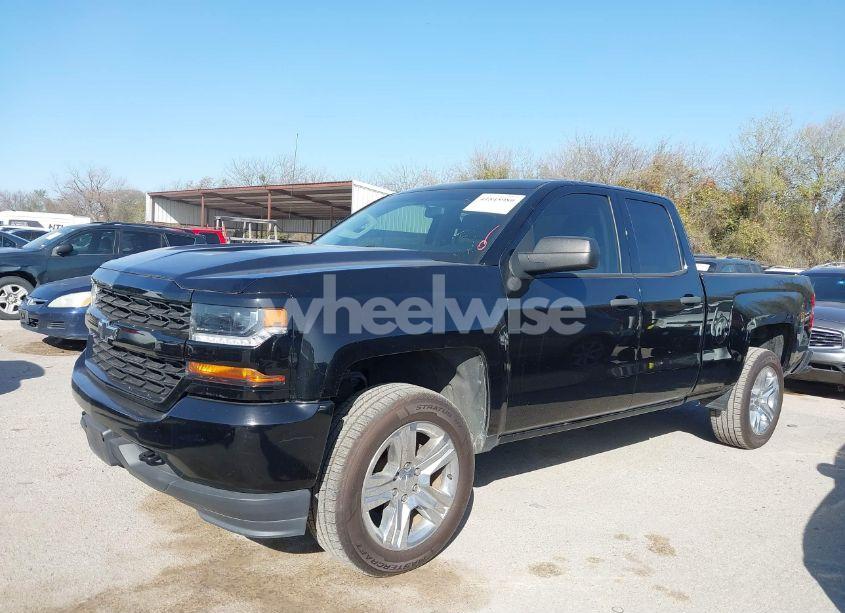 Photo 6 of 2017 Chevrolet Silverado 1500 CUSTOM (VIN 1GCRCPECXHZ348079)