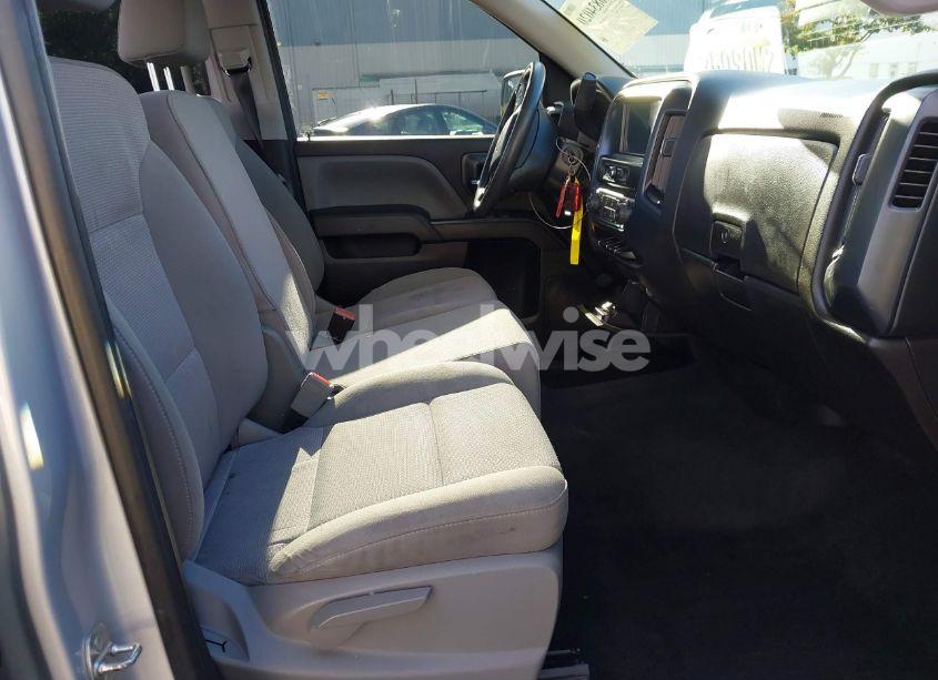 Photo 5 of 2018 Chevrolet Silverado 1500 CUSTOM (VIN 1GCRCPECXJZ324452)