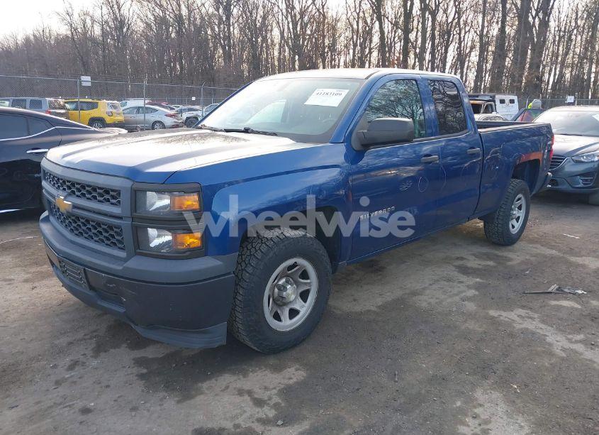 Photo 2 of 2015 Chevrolet Silverado 1500 WT (VIN 1GCRCPEH1FZ185587)