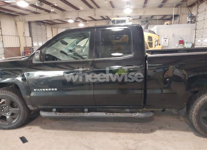 Photo 13 of 2015 Chevrolet Silverado 1500 WT (VIN 1GCRCPEH2FZ314761)