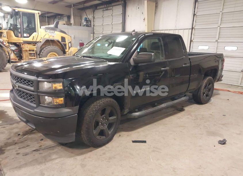 Photo 2 of 2015 Chevrolet Silverado 1500 WT (VIN 1GCRCPEH2FZ314761)