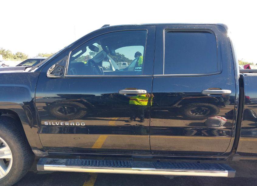 Photo 14 of 2018 Chevrolet Silverado 1500 CUSTOM (VIN 1GCRCPEH3JZ134164)