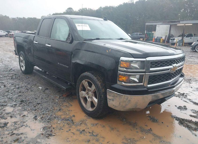 2015 Chevrolet Silverado 1500 LS (VIN 1GCRCPEH6FZ335368) main photo