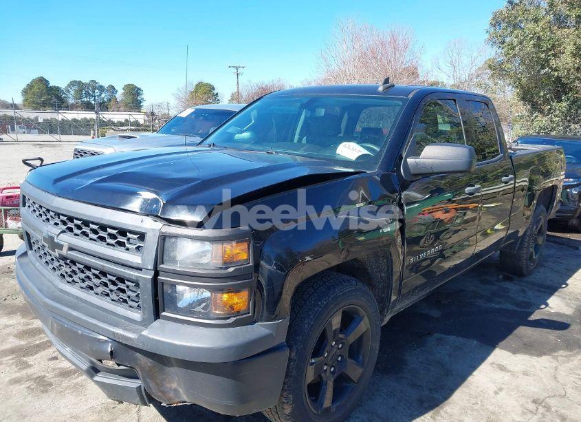 Photo 2 of 2015 Chevrolet Silverado 1500 WT (VIN 1GCRCPEH6FZ433140)