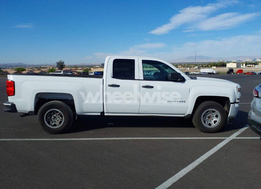 Photo 13 of 2016 Chevrolet Silverado 1500 CUSTOM (VIN 1GCRCPEH6GZ364080)