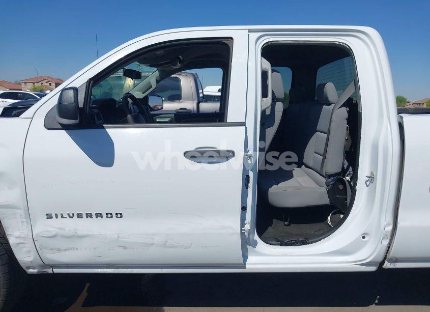 Photo 15 of 2016 Chevrolet Silverado 1500 CUSTOM (VIN 1GCRCPEH6GZ381669)