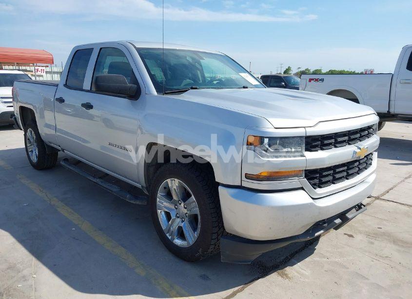 2017 Chevrolet Silverado 1500 CUSTOM (VIN 1GCRCPEH6HZ367918) main photo