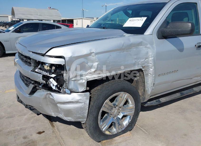 Photo 6 of 2017 Chevrolet Silverado 1500 CUSTOM (VIN 1GCRCPEH6HZ367918)