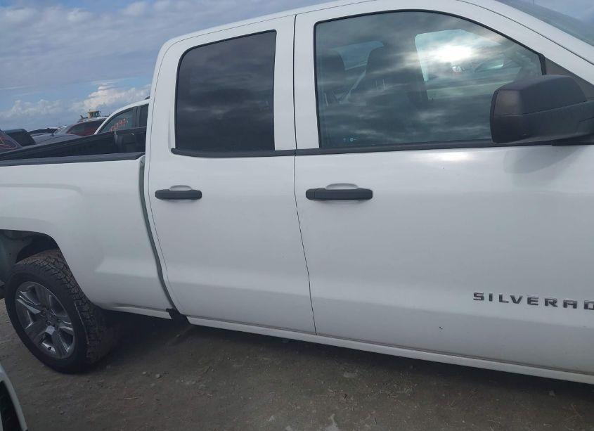 Photo 14 of 2018 Chevrolet Silverado 1500 CUSTOM (VIN 1GCRCPEH9JZ254292)