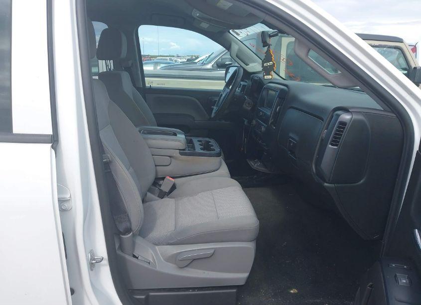 Photo 5 of 2018 Chevrolet Silverado 1500 CUSTOM (VIN 1GCRCPEH9JZ254292)