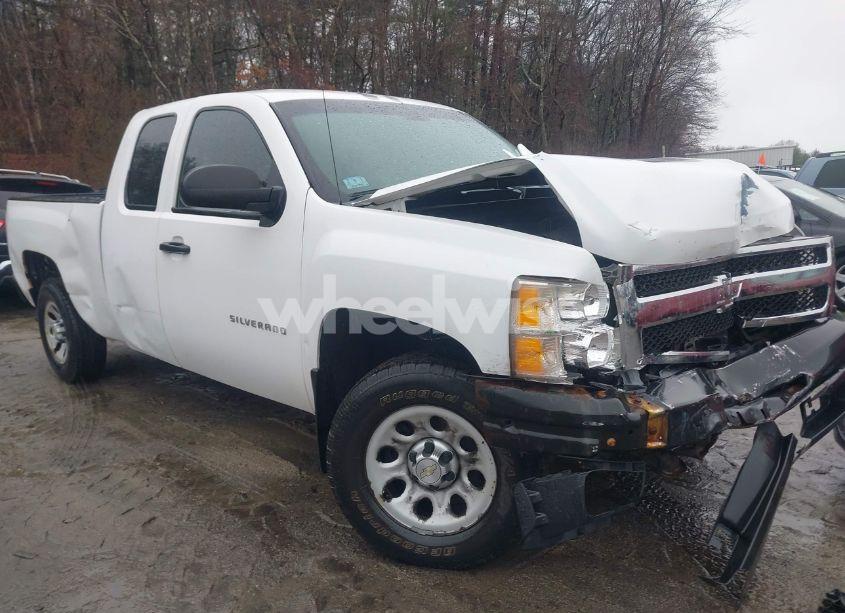 2011 Chevrolet Silverado 1500 WORK TRUCK (VIN 1GCRCPEX0BZ447357) main photo