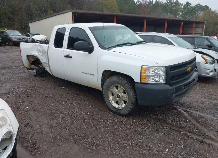 2013 Chevrolet Silverado 1500 WORK TRUCK (VIN 1GCRCPEX0DZ189599) main photo
