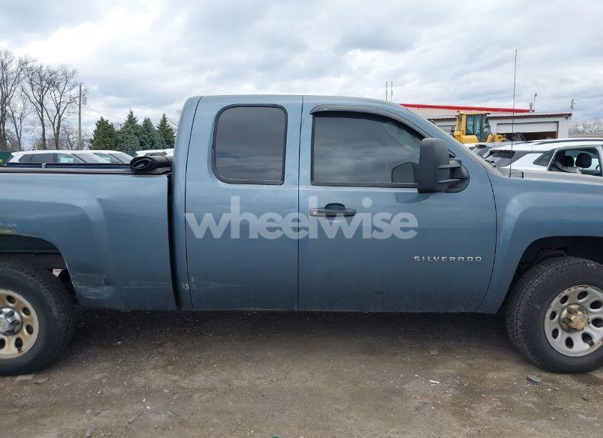 Photo 13 of 2011 Chevrolet Silverado 1500 WORK TRUCK (VIN 1GCRCPEX1BZ288008)