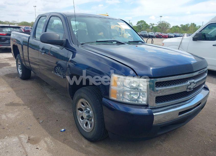 2011 Chevrolet Silverado 1500 WORK TRUCK (VIN 1GCRCPEX1BZ391252) main photo