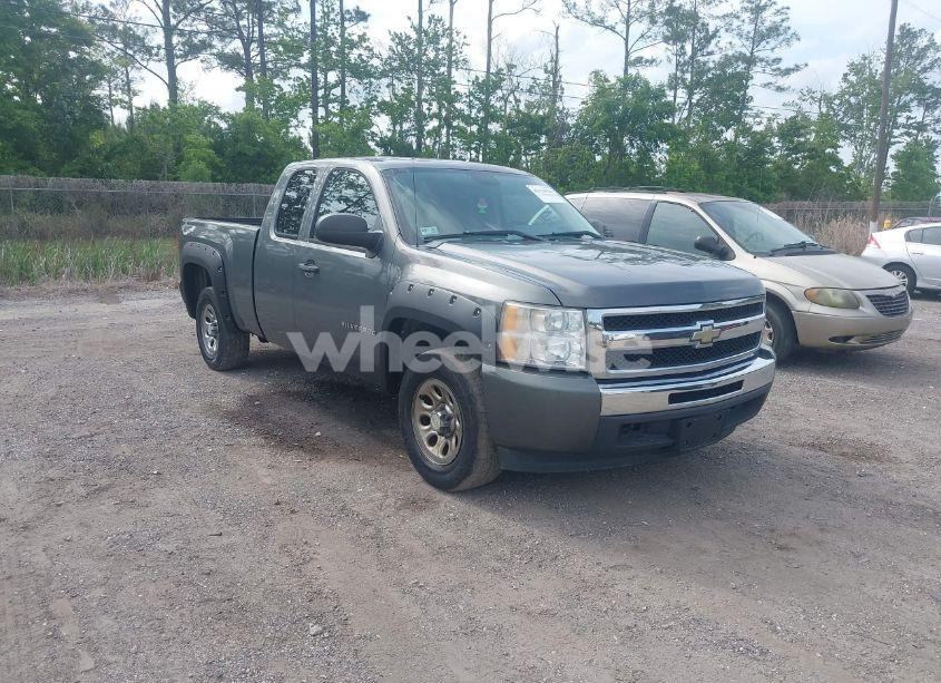 2011 Chevrolet Silverado 1500 WORK TRUCK (VIN 1GCRCPEX3BZ345387) main photo