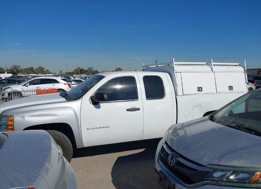 Photo 14 of 2011 Chevrolet Silverado 1500 WORK TRUCK (VIN 1GCRCPEX3BZ390443)