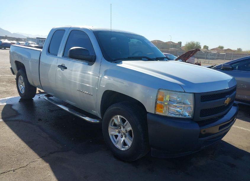 2013 Chevrolet Silverado 1500 WORK TRUCK (VIN 1GCRCPEX3DZ407146) main photo