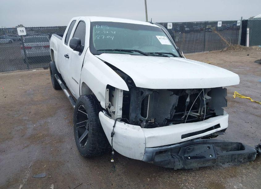 2011 Chevrolet Silverado 1500 WORK TRUCK (VIN 1GCRCPEX5BZ438704) main photo