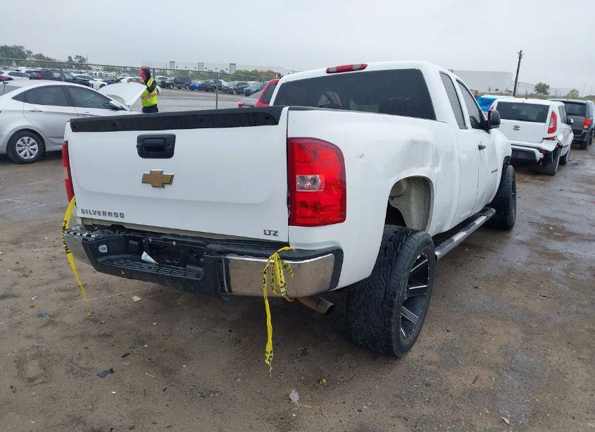 Photo 4 of 2011 Chevrolet Silverado 1500 WORK TRUCK (VIN 1GCRCPEX5BZ438704)