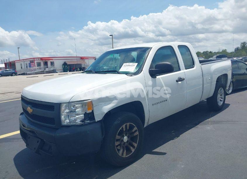 Photo 2 of 2013 Chevrolet Silverado 1500 WORK TRUCK (VIN 1GCRCPEX9DZ105490)