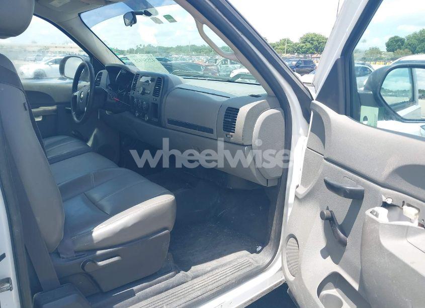 Photo 5 of 2013 Chevrolet Silverado 1500 WORK TRUCK (VIN 1GCRCPEX9DZ105490)