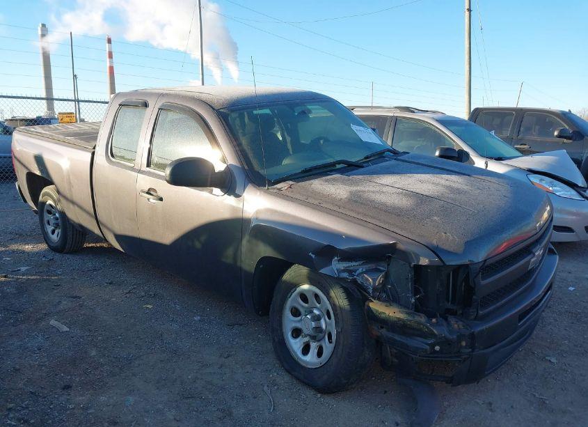 2011 Chevrolet Silverado 1500 WORK TRUCK (VIN 1GCRCPEXXBZ211718) main photo