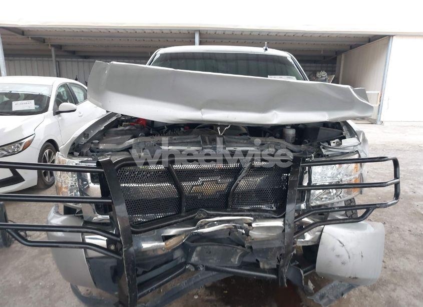 Photo 12 of 2011 Chevrolet Silverado 1500 LS (VIN 1GCRCREA0BZ241463)