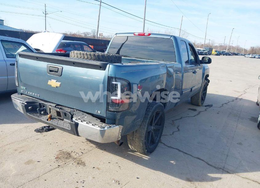 Photo 4 of 2011 Chevrolet Silverado 1500 LS (VIN 1GCRCREA1BZ144336)