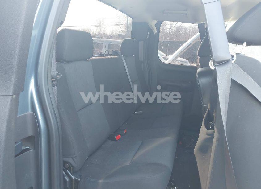 Photo 8 of 2011 Chevrolet Silverado 1500 LS (VIN 1GCRCREA1BZ144336)