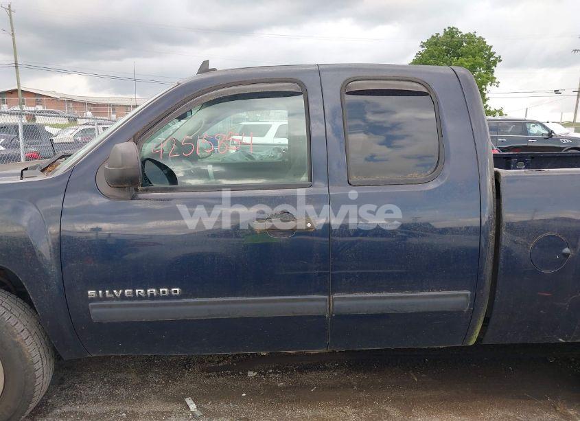 Photo 14 of 2011 Chevrolet Silverado 1500 LS (VIN 1GCRCREA1BZ369548)
