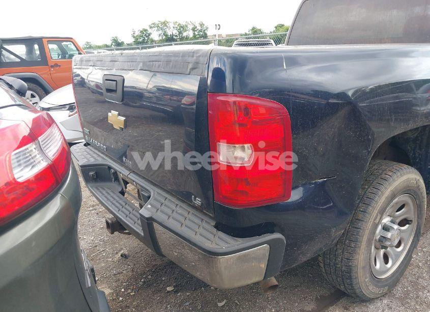 Photo 16 of 2011 Chevrolet Silverado 1500 LS (VIN 1GCRCREA1BZ369548)