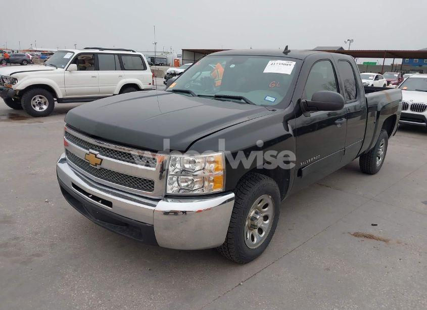 Photo 2 of 2012 Chevrolet Silverado 1500 LS (VIN 1GCRCREA1CZ159467)