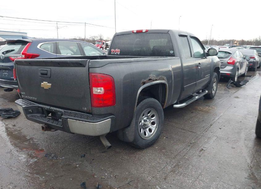Photo 4 of 2011 Chevrolet Silverado 1500 LS (VIN 1GCRCREA3BZ264588)