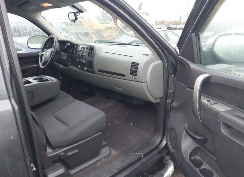 Photo 5 of 2011 Chevrolet Silverado 1500 LS (VIN 1GCRCREA3BZ264588)